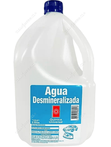 Química Universal Agua Desmineralizada 5 L
